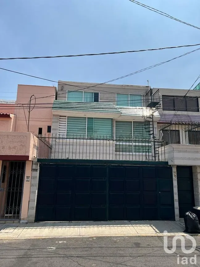 Casa en Venta en Presidentes Ejidales 2a Sección, Coyoacán, Ciudad de México | NEX-249891 | iad México | Foto 11 de 13