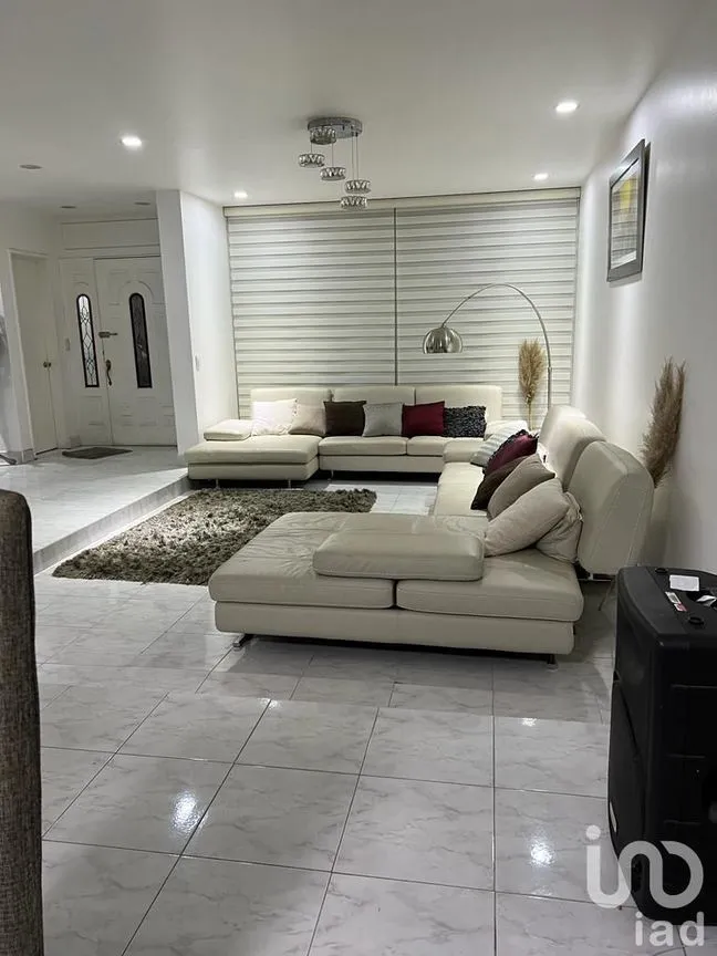 Casa en Venta en Presidentes Ejidales 2a Sección, Coyoacán, Ciudad de México | NEX-249891 | iad México | Foto 7 de 13
