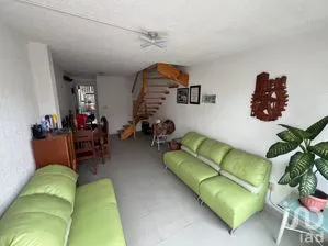 NEX-250698 - Casa en Venta, con 2 recamaras, con 1 baño, con 57 m2 de construcción en San Pedro Atzompa, CP 55770, México.