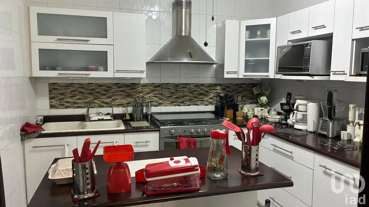 Casa en Venta en Héroes de Churubusco, Iztapalapa, Ciudad de México | NEX-260220 | iad México | Foto 2 de 12