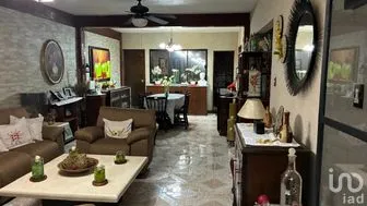 NEX-260220 - Casa en Venta, con 5 recamaras, con 3 baños, con 240 m2 de construcción en Héroes de Churubusco, CP 09090, Ciudad de México.