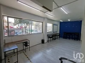 NEX-286856 - Oficina en Renta, con 1 recamara, con 1 baño, con 20 m2 de construcción.