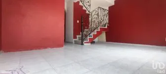 NEX-157116 - Casa en Venta, con 2 recamaras, con 1 baño, con 65 m2 de construcción en Av. Central CROC, CP 55294, México.