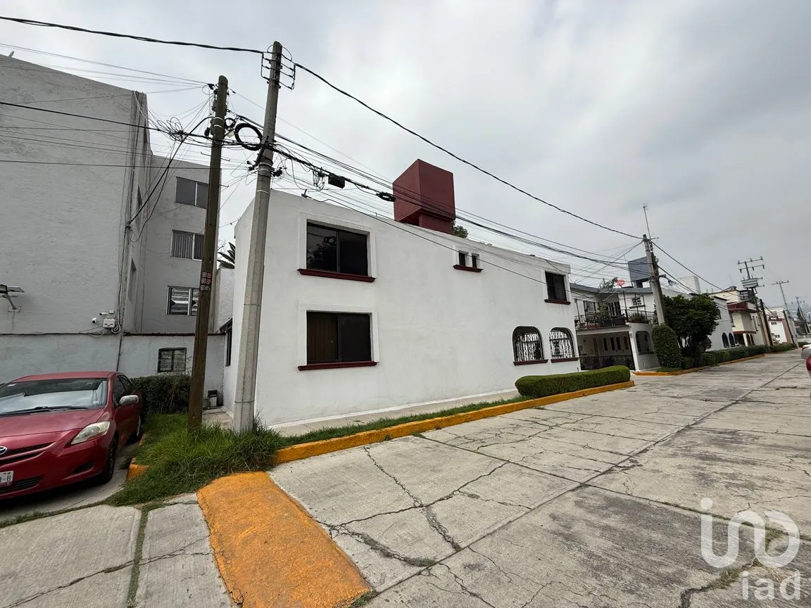 Casa en Venta en Jardines de San Mateo, Naucalpan de Juárez, México | NEX-249218 | iad México | Foto 2 de 34