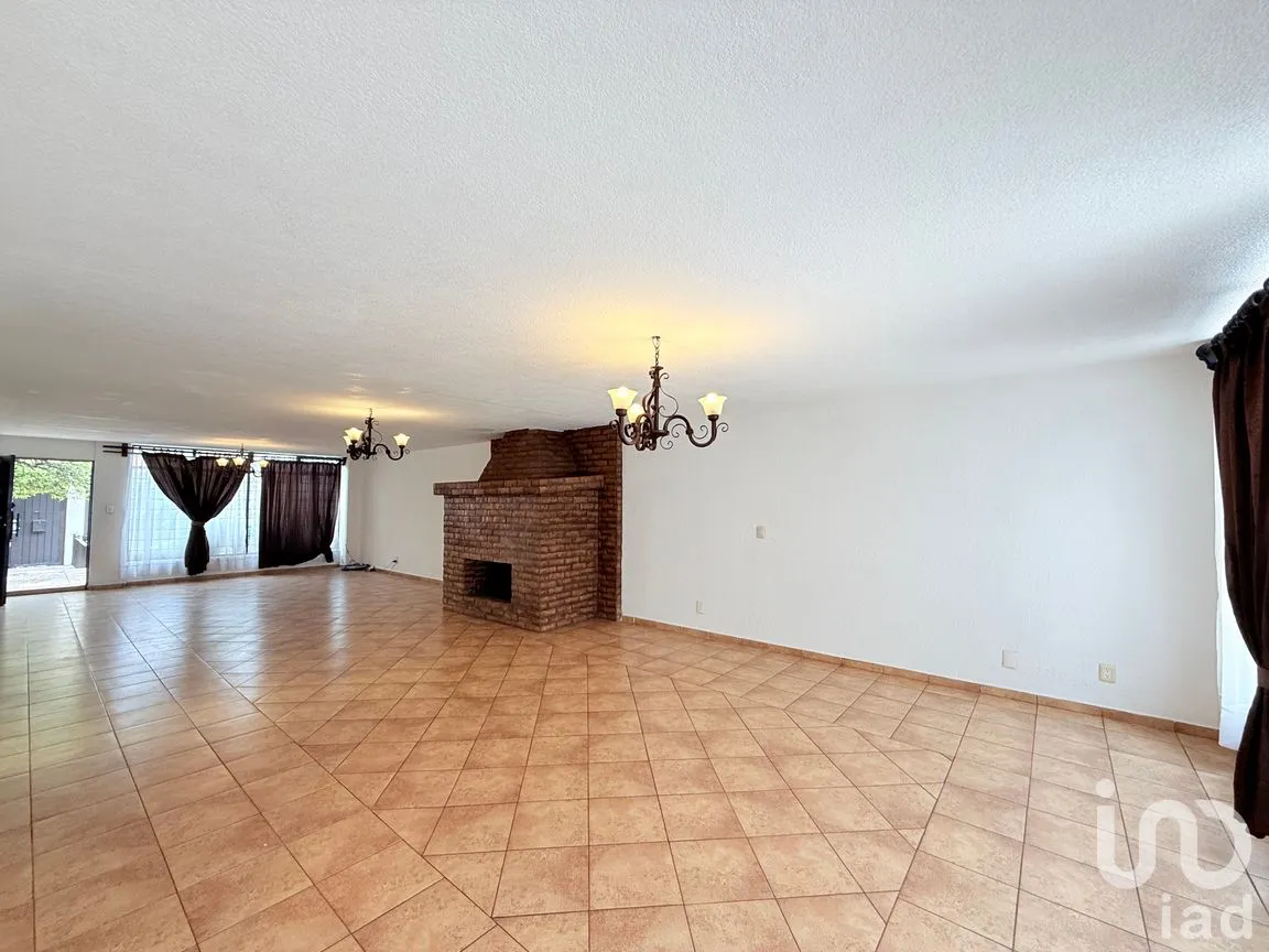 Casa en Venta en Pedregal de Santa Úrsula, Coyoacán, Ciudad de México | NEX-256711 | iad México | Foto 3 de 34