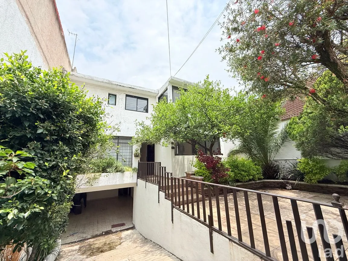 Casa en Venta en Pedregal de Santa Úrsula, Coyoacán, Ciudad de México | NEX-256711 | iad México | Foto 1 de 34
