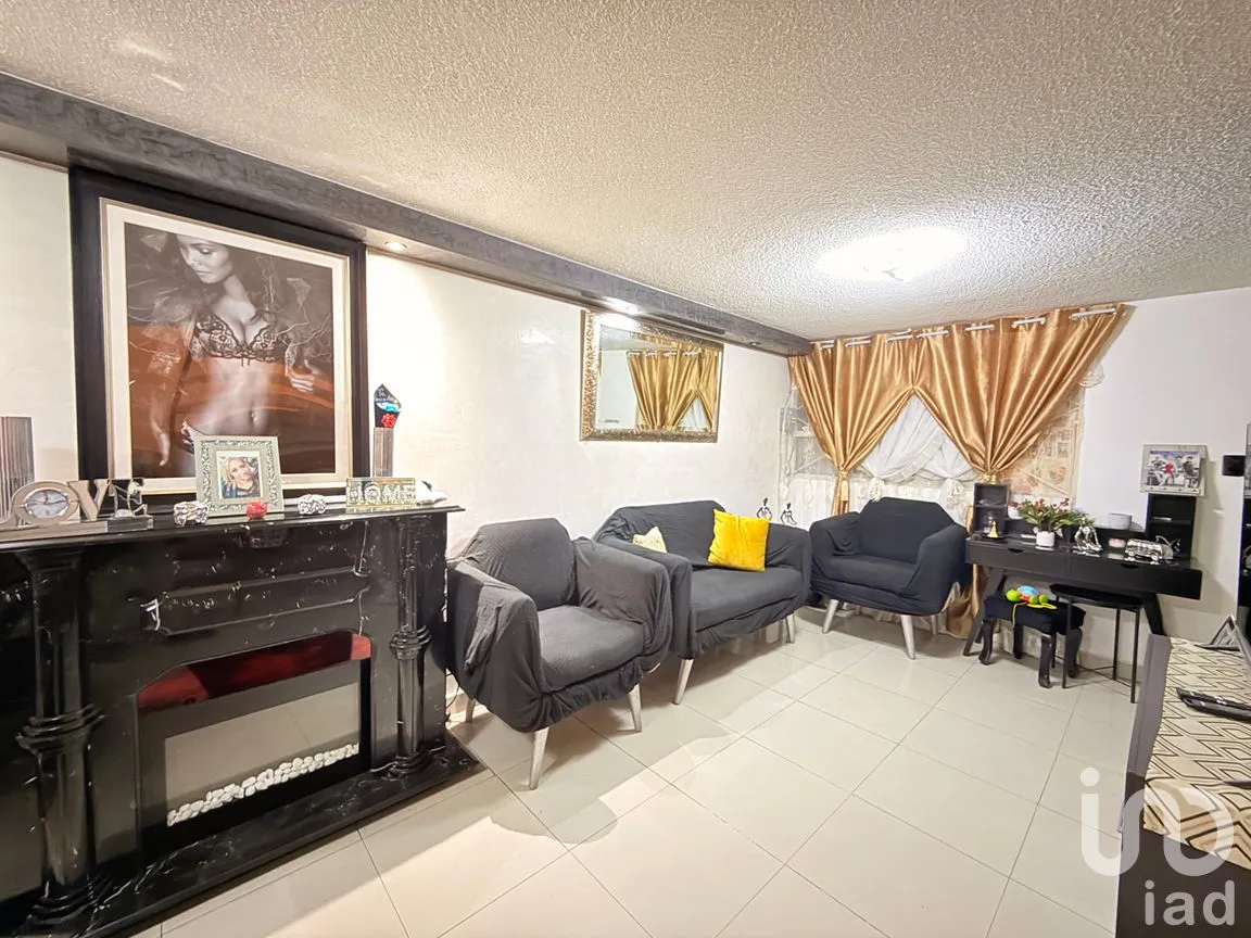 Casa en Venta en La Joya Chica, Tlalnepantla de Baz, México | NEX-285480 | iad México | Foto 3 de 18