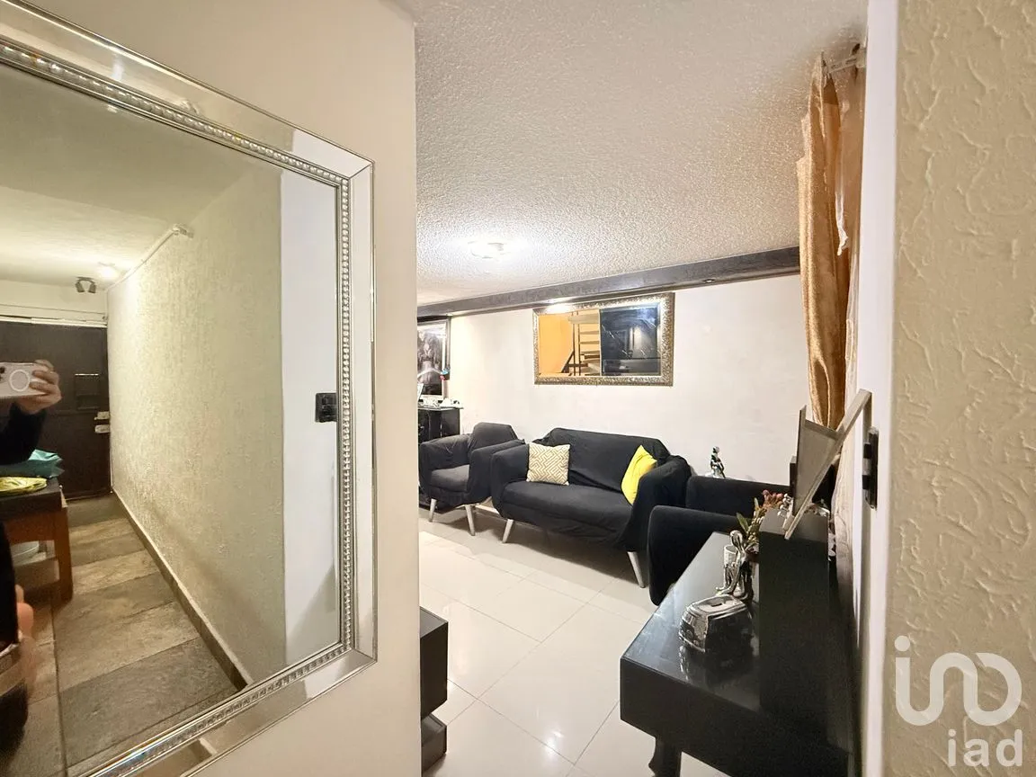 Casa en Venta en La Joya Chica, Tlalnepantla de Baz, México | NEX-285480 | iad México | Foto 1 de 18