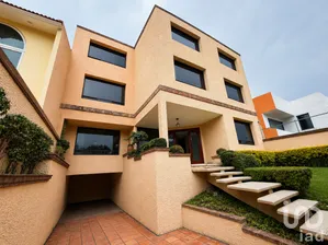 NEX-306295 - Casa en Venta, con 4 recamaras, con 2 baños, con 355 m2 de construcción.