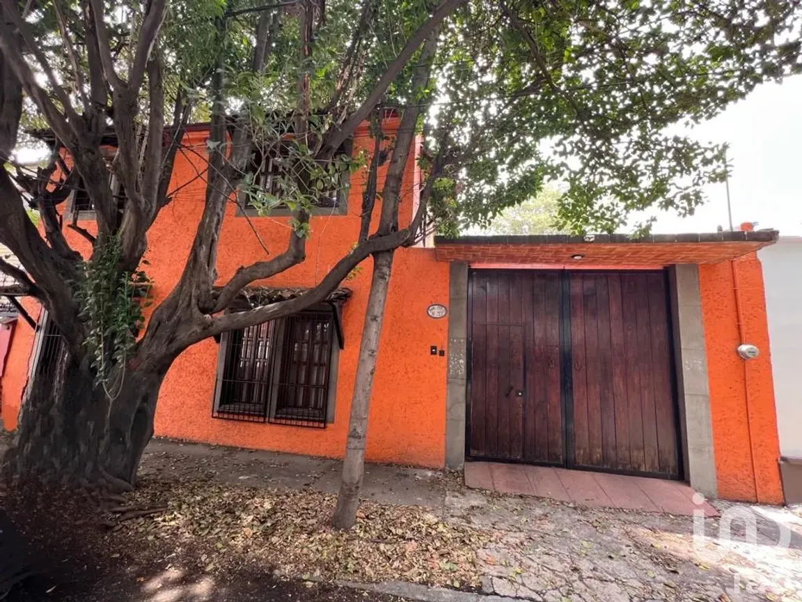 Casa en Venta en Clavería, Azcapotzalco, Ciudad de México | NEX-172620 | iad México | Foto 1 de 34