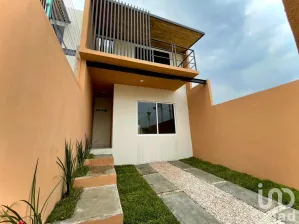 NEX-162197 - Casa en Venta, con 3 recamaras, con 2 baños, con 115 m2 de construcción en Santa Elena, CP 29160, Chiapas.