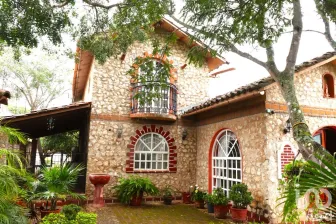NEX-186223 - Casa en Venta, con 3 recamaras, con 2 baños, con 460 m2 de construcción en Bugambilias, CP 29130, Chiapas.