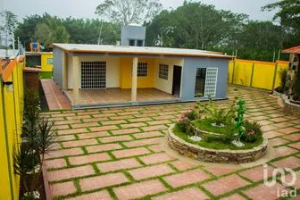 NEX-194901 - Casa en Venta, con 3 recamaras, con 3 baños, con 400 m2 de construcción en Nuevo, CP 29140, Chiapas.