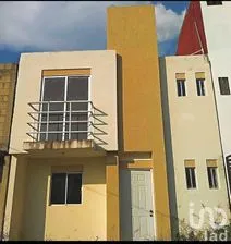 NEX-197514 - Casa en Venta, con 4 recamaras, con 2 baños, con 105 m2 de construcción en Santa Isabel, CP 29019, Chiapas.