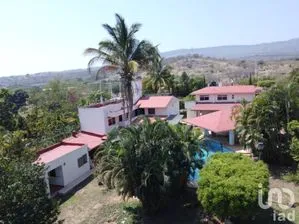 NEX-204612 - Casa en Venta, con 5 recamaras, con 5 baños, con 530 m2 de construcción en Las Flechas, CP 29167, Chiapas.