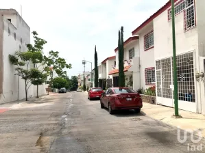 NEX-260267 - Casa en Venta, con 4 recamaras, con 2 baños, con 127 m2 de construcción en Santa Clara, CP 29014, Chiapas.