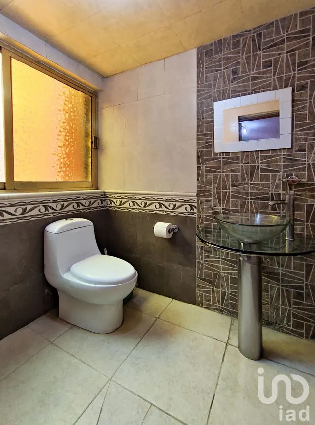Casa en Venta en Aviación Civil, Venustiano Carranza, Ciudad de México | NEX-212893 | iad México | Foto 4 de 28