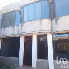 NEX-239709 - Casa en Renta, con 4 recamaras, con 1 baño, con 120 m2 de construcción en Lomas de San Lorenzo, CP 09780, Ciudad de México.