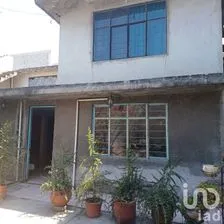 NEX-243476 - Casa en Venta, con 3 recamaras, con 2 baños, con 183 m2 de construcción en Consejo Agrarista Mexicano, CP 09760, Ciudad de México.