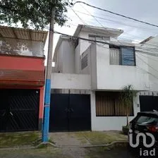 NEX-259497 - Casa en Renta, con 2 recamaras, con 1 baño, con 85 m2 de construcción en Valle de Luces, CP 09800, Ciudad de México.