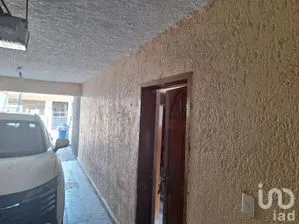 NEX-265764 - Casa en Venta, con 5 recamaras, con 3 baños, con 262 m2 de construcción en Minerva, CP 09810, Ciudad de México.