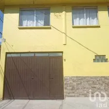 NEX-295739 - Departamento en Renta, con 3 recamaras, con 1 baño, con 90 m2 de construcción en Carlos Hank Gonzalez, CP 09700, Ciudad de México.