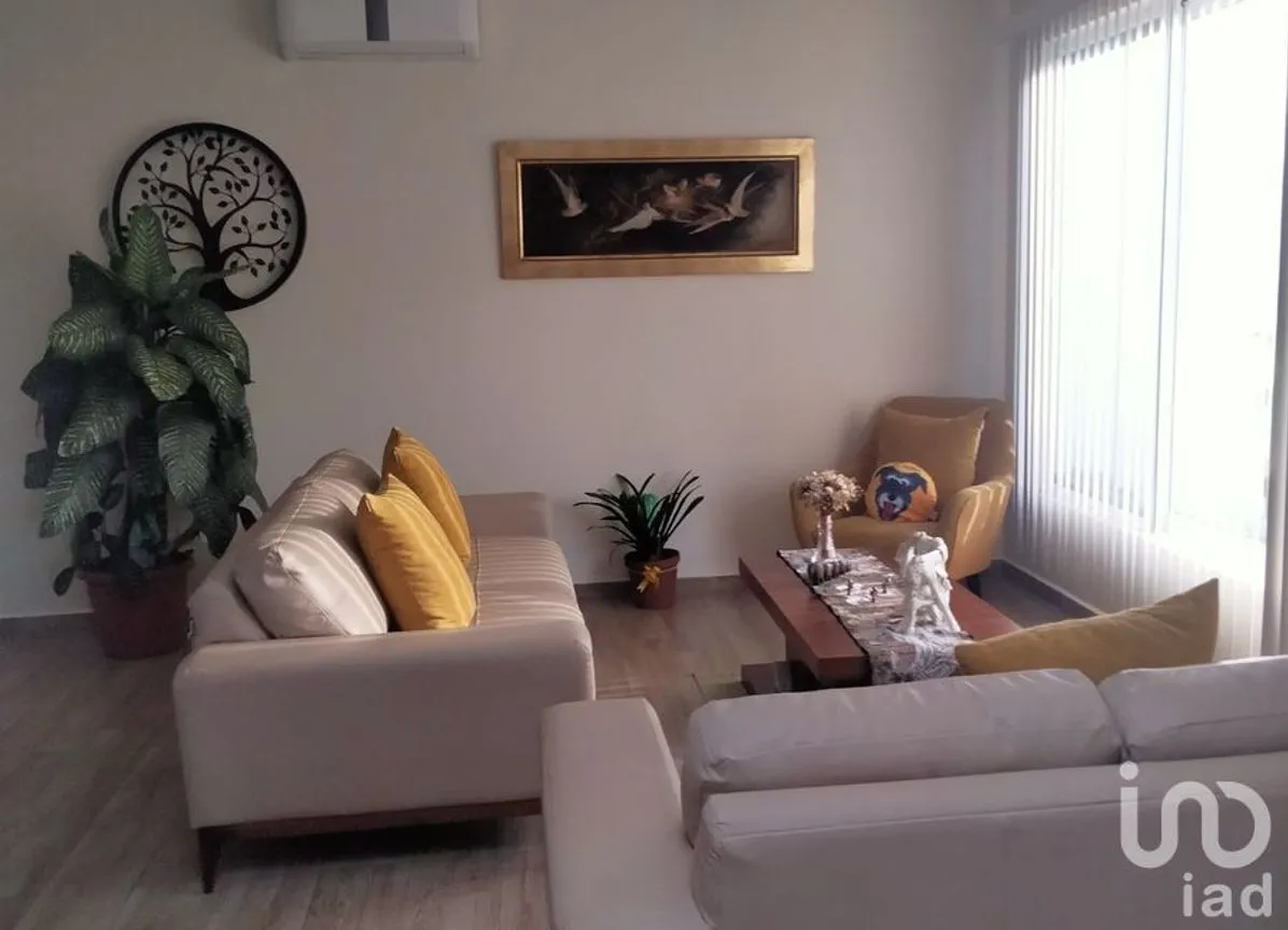 Casa en Venta en Pedregal de Schoenstatt, Corregidora, Querétaro | NEX-176157 | iad México | Foto 2 de 11