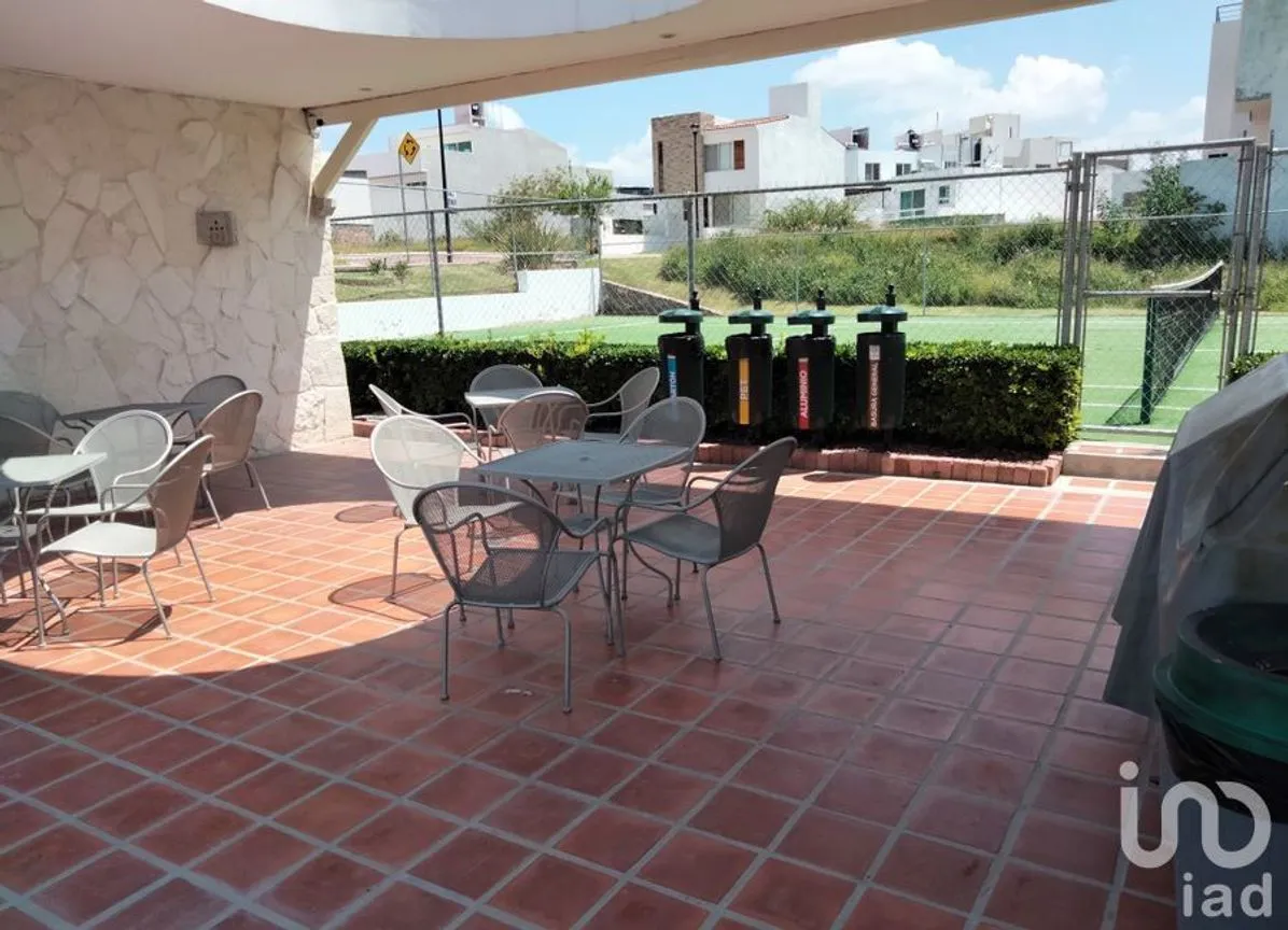 Casa en Venta en Pedregal de Schoenstatt, Corregidora, Querétaro | NEX-176157 | iad México | Foto 9 de 11