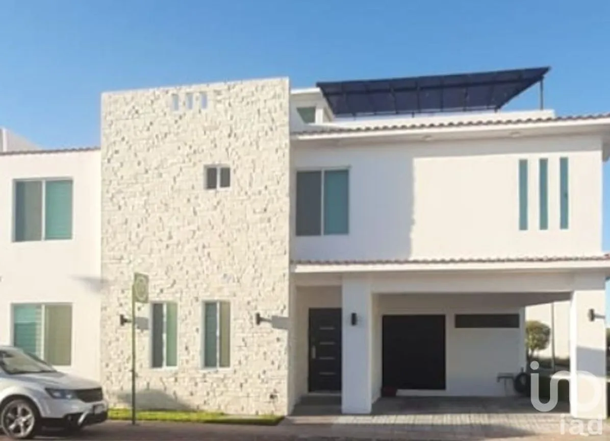 Casa en Venta en Ciudad Maderas, El Marqués, Querétaro | NEX-178349 | iad México | Foto 2 de 23