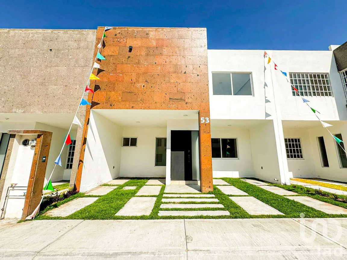 Casa en Venta en Centro, San Juan del Río, Querétaro | NEX-238466 | iad México | Foto 2 de 12