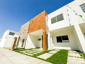 NEX-238466 - Casa en Venta, con 3 recamaras, con 2 baños, con 137 m2 de construcción en Centro, CP 76800, Querétaro.