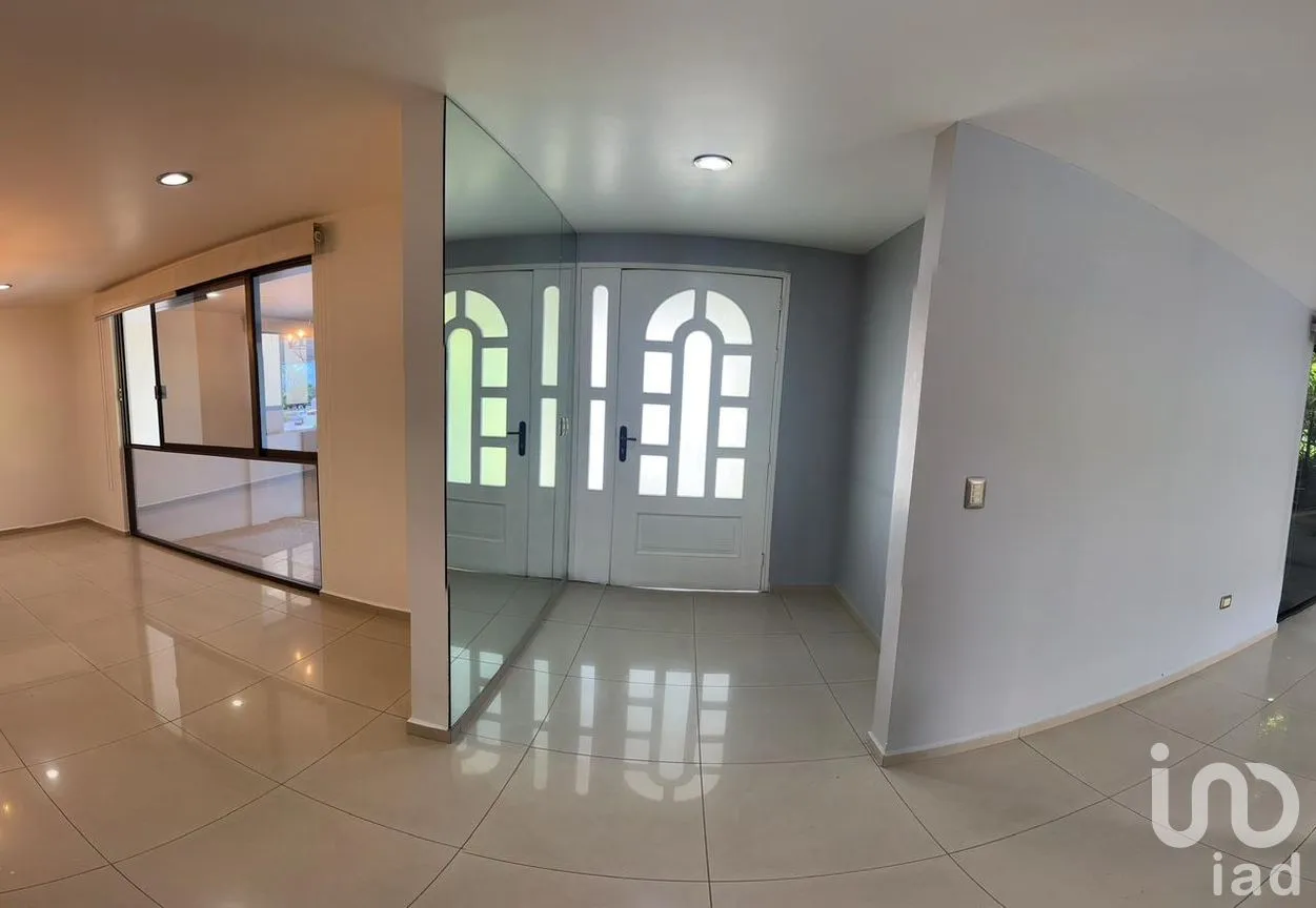 Casa en Venta en Chapultepec, Cuernavaca, Morelos | NEX-259901 | iad México | Foto 3 de 9