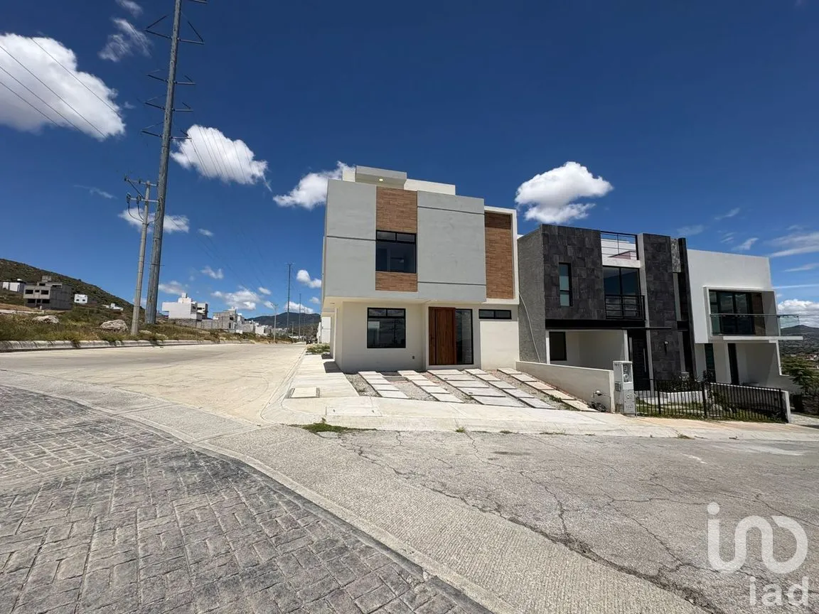 Casa en Venta en Privada Camino Real, Mineral de la Reforma, Hidalgo | NEX-306224 | iad México | Foto 1 de 18