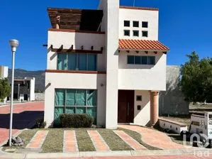 NEX-192099 - Casa en Venta, con 4 recamaras, con 4 baños, con 230 m2 de construcción en Villas de la Concepción, CP 42162, Hidalgo.