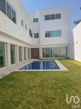 NEX-193255 - Casa en Venta, con 4 recamaras, con 5 baños, con 428 m2 de construcción en Delicias, CP 62330, Morelos.