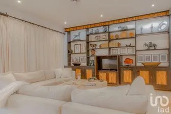 NEX-68 - Casa en Venta, con 4 recamaras, con 8.5 baños, con 850 m2 de construcción.