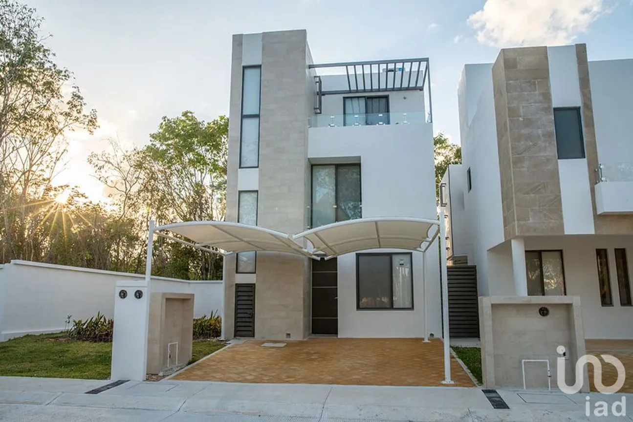 Casa en Venta en Playa del Carmen, Solidaridad, Quintana Roo | NEX-176085 | iad México | Foto 2 de 13