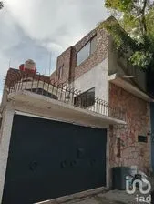 NEX-191092 - Casa en Venta, con 4 recamaras, con 4 baños, con 293 m2 de construcción en Residencial Villa Coapa, CP 14390, Ciudad de México.