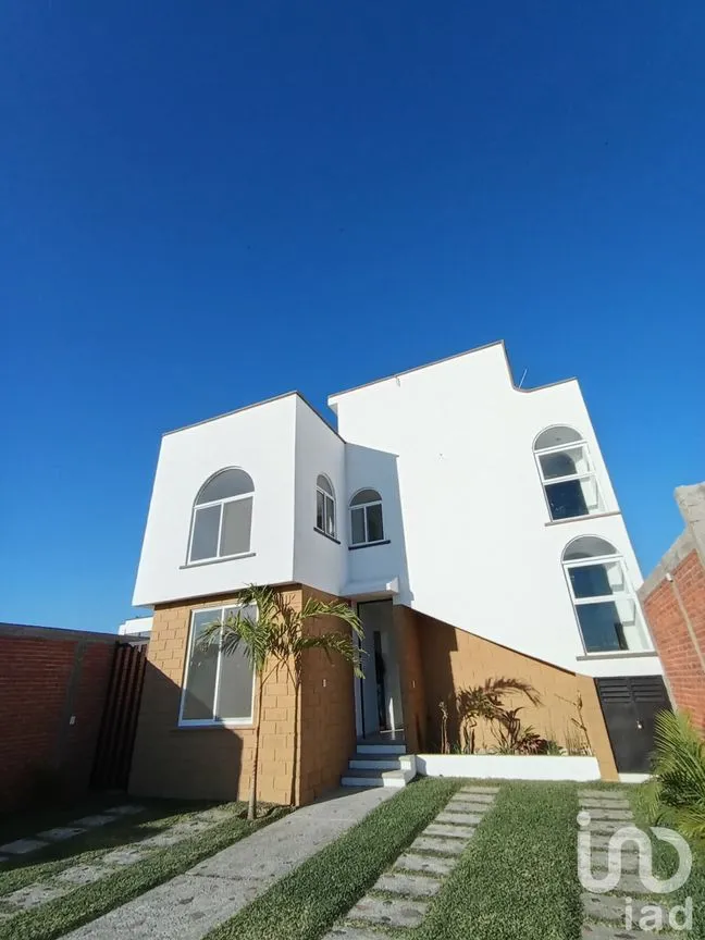 Casa en Venta en Lomas de Cocoyoc, Atlatlahucan, Morelos | NEX-194303 | iad México | Foto 2 de 11