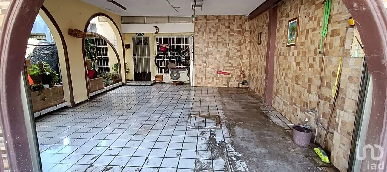 Casa en Venta en Flores Del Valle, Veracruz, Veracruz de Ignacio de la Llave | NEX-265476 | iad México | Foto 3 de 27
