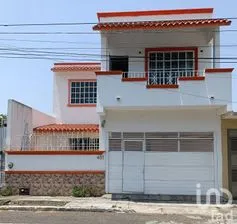 NEX-295836 - Casa en Venta, con 4 recamaras, con 3 baños, con 219 m2 de construcción en Floresta 80, CP 91948, Veracruz de Ignacio de la Llave.