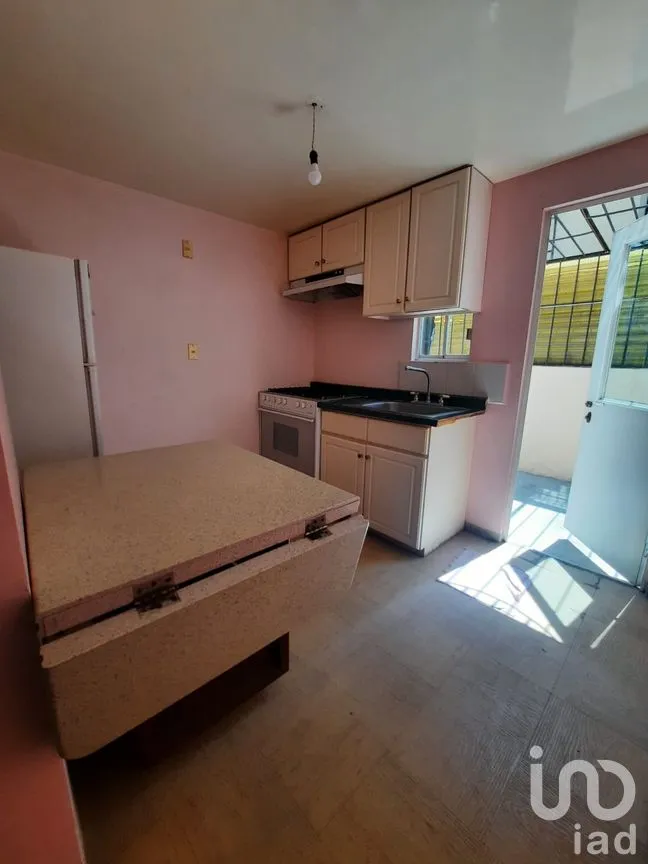 Casa en Venta en Los Héroes II, Toluca, México | NEX-291259 | iad México | Foto 6 de 19