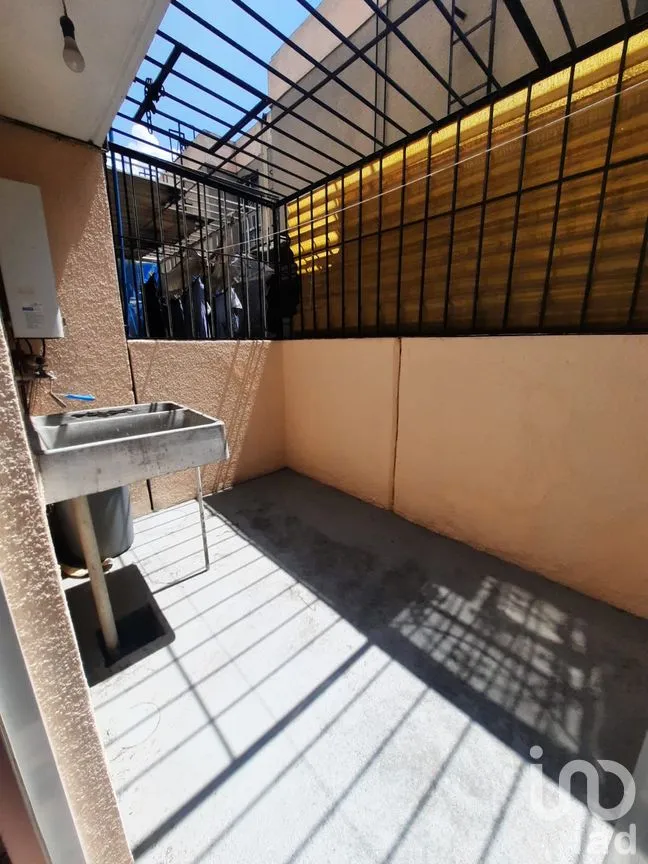 Casa en Venta en Los Héroes II, Toluca, México | NEX-291259 | iad México | Foto 8 de 19