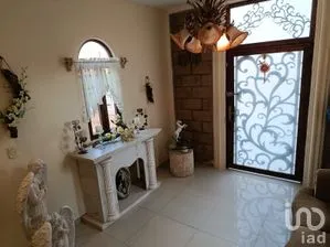 NEX-286301 - Casa en Venta, con 3 recamaras, con 2 baños, con 148 m2 de construcción en Hacienda Santa Clara, CP 72498, Puebla.