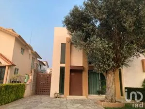 NEX-182694 - Casa en Venta, con 4 recamaras, con 3 baños, con 209 m2 de construcción en San Antonio de Ayala, CP 36600, Guanajuato.