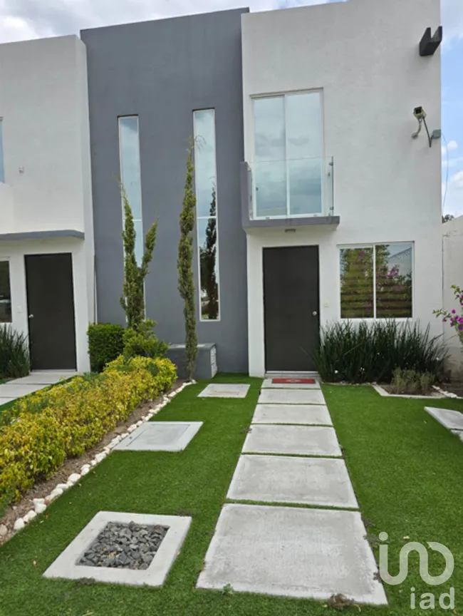 Casa en Venta en Villas de Guadalupe, Silao de la Victoria, Guanajuato | NEX-193725 | iad México | Foto 1 de 14
