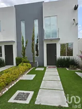 NEX-193725 - Casa en Venta, con 2 recamaras, con 1 baño, con 62 m2 de construcción.