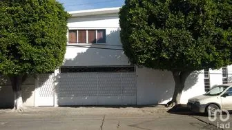 NEX-218440 - Casa en Venta, con 5 recamaras, con 4 baños, con 223 m2 de construcción.
