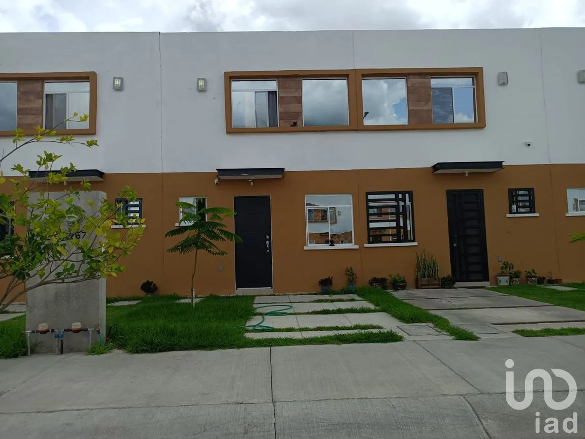 Casa en Venta en Real Arboledas, Irapuato, Guanajuato | NEX-252971 | iad México | Foto 1 de 13