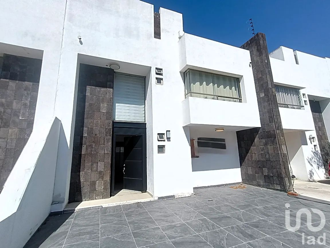 Casa en Venta en Puerta del Sol, León, Guanajuato | NEX-294797 | iad México | Foto 1 de 15